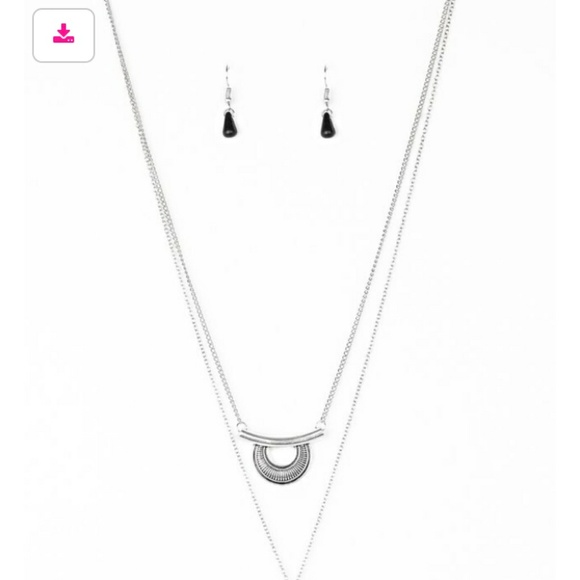 Earrings and necklaces - Picture 4 of 8